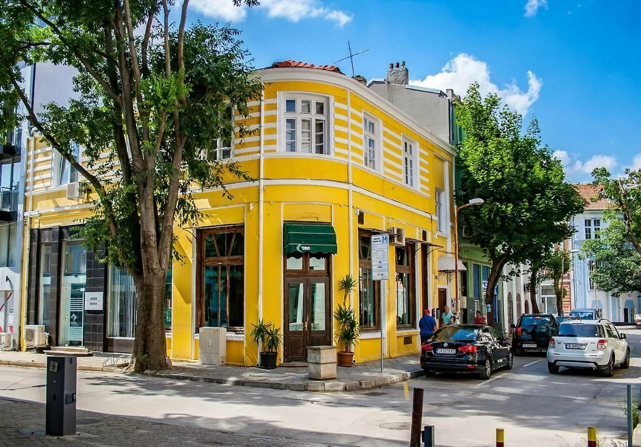 Art Studio/ Atelier Партерь Appartement Varna